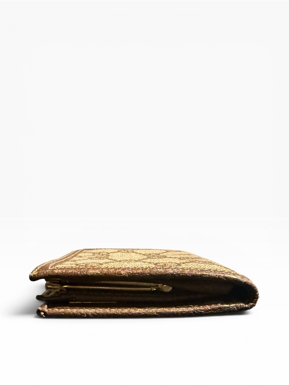 Vintage Gucci Coated Canvas Kisslock Snap Wallet - GUC - Picture 4 of 14